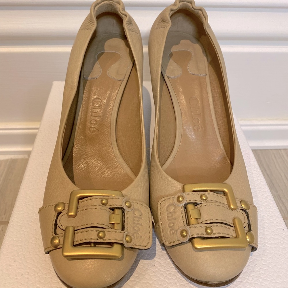 Chloe Leather Pumps
